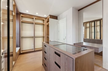 Dressing Rooms That Inspire: A Guide to Luxurious Wardrobe Design