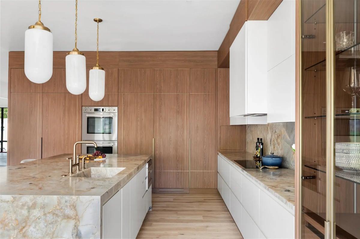 506-stephen-circle-kitchen-galley-brass-faucet-glass-cabinet