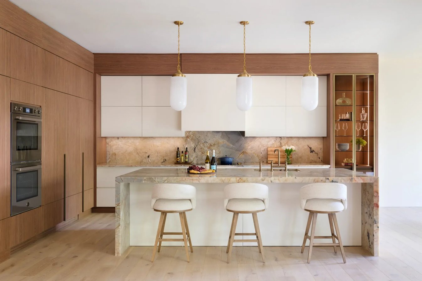 Warm Contemporary Kitchen Remodel by DesignLab project photo