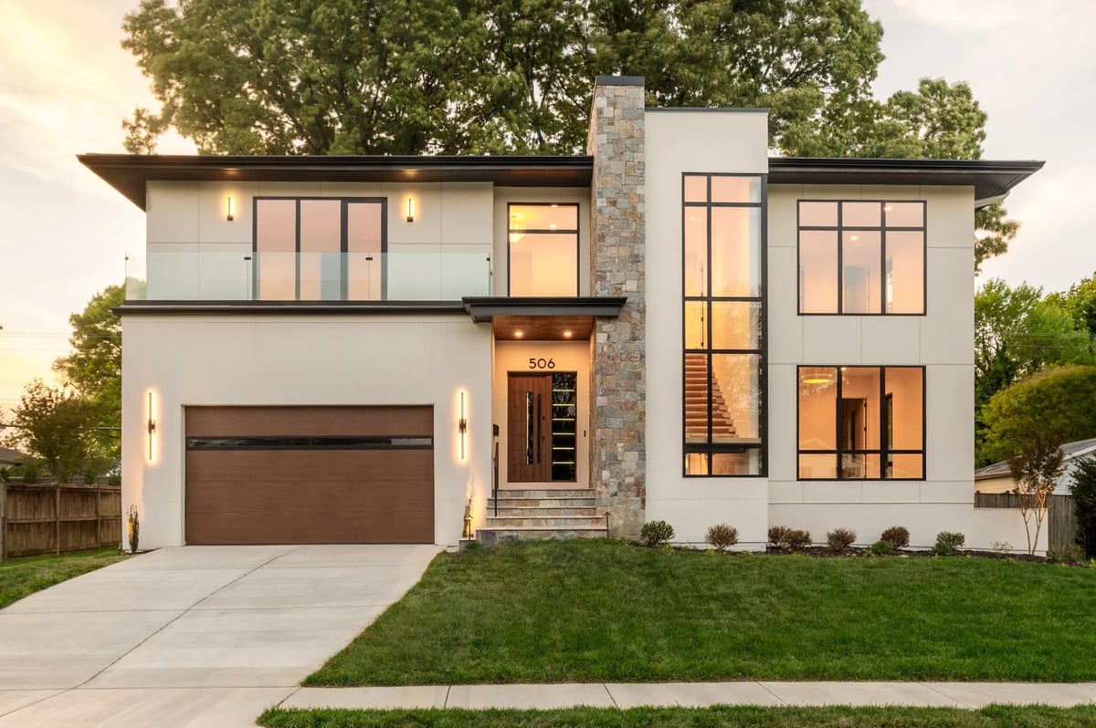 506-stephen-circle-modern-home-front-exterior-twilight